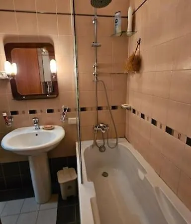 Apartment In Tirana Exterior photo